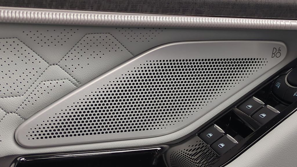 Thumbnail: 2025 Ford Explorer - 35