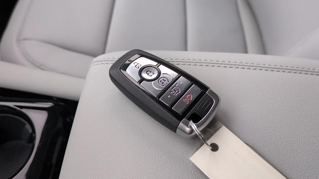 Thumbnail: 2025 Ford Explorer - 18