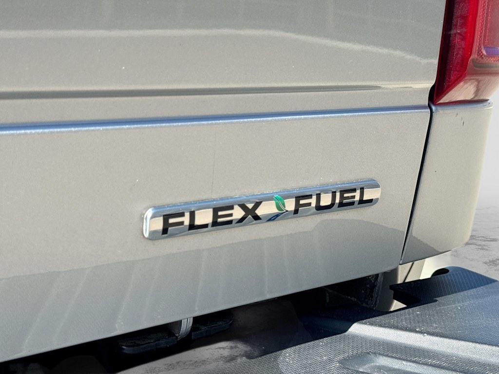 Thumbnail: 2016 Ford F-250 - 24