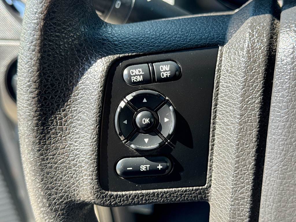 Thumbnail: 2016 Ford F-250 - 28