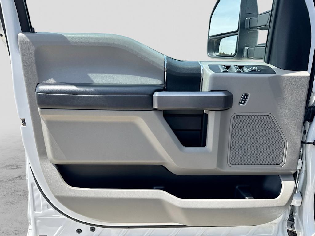 Thumbnail: 2021 Ford F-250 - 34
