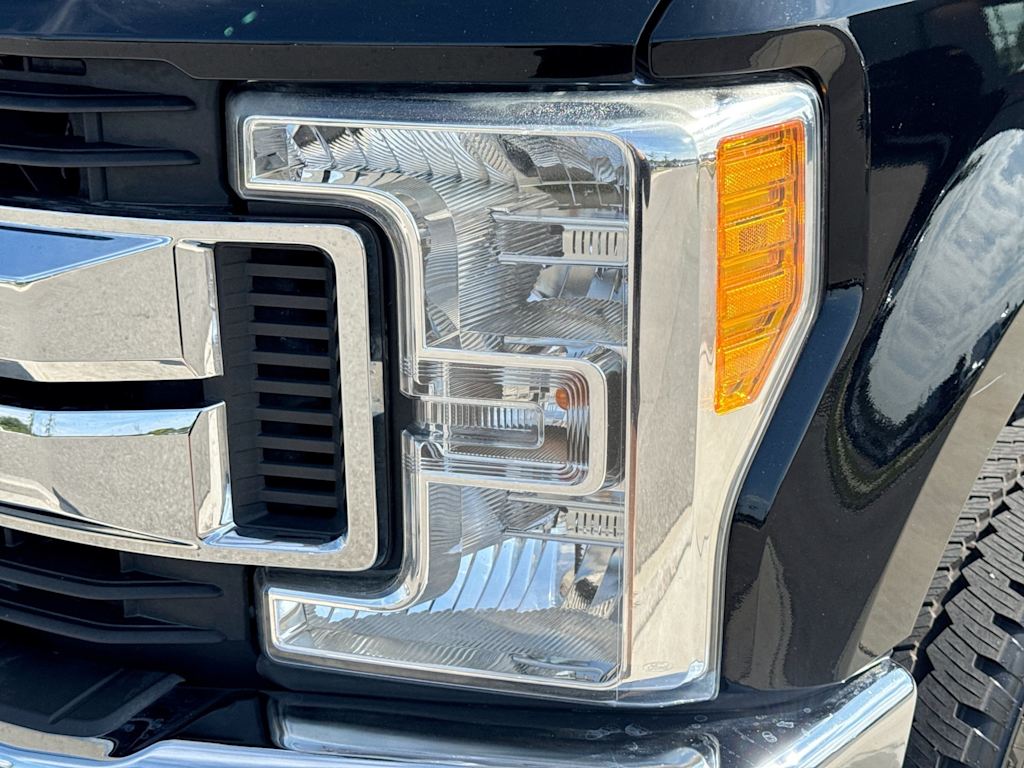 Thumbnail: 2017 Ford F-250 - 18