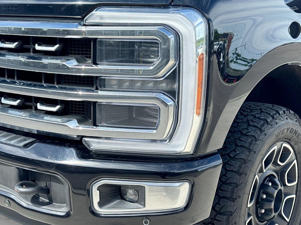 Thumbnail: 2023 Ford F-250 - 22
