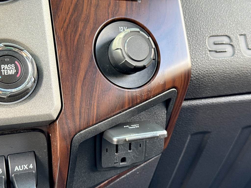 Thumbnail: 2015 Ford F-250 - 34