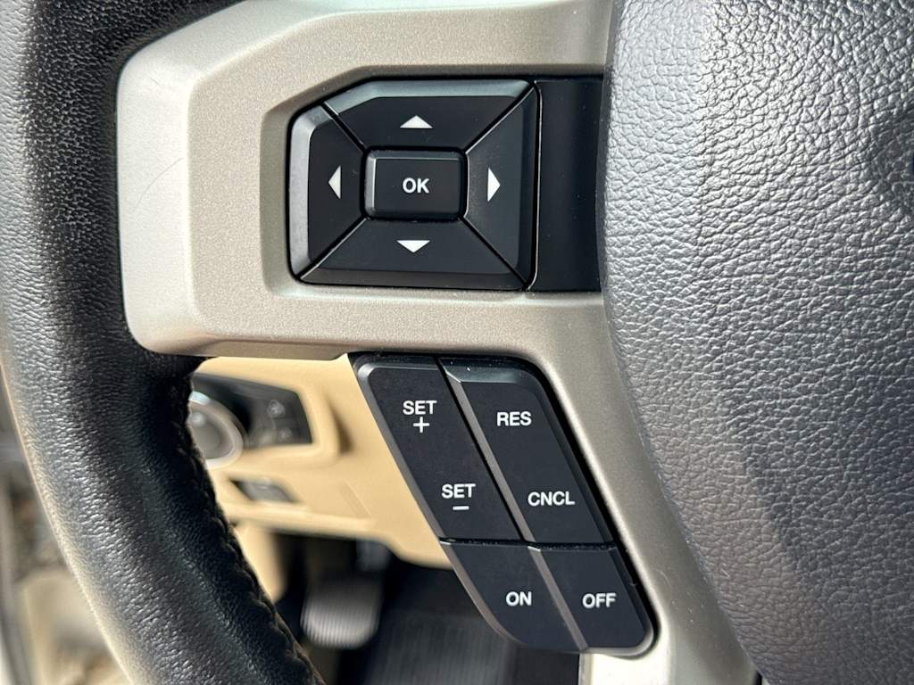 Thumbnail: 2019 Ford F-250 - 28