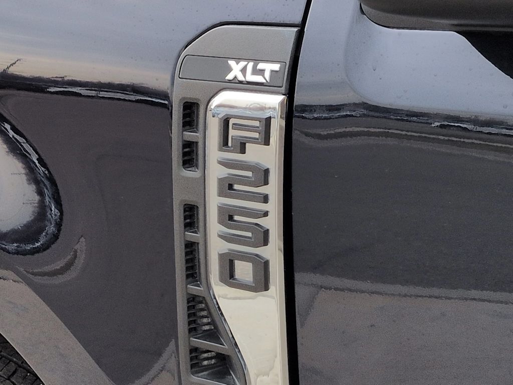 Thumbnail: 2023 Ford F-250 - 19