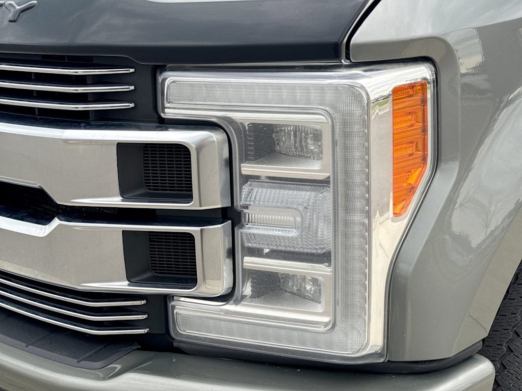 Thumbnail: 2019 Ford F-350 - 15