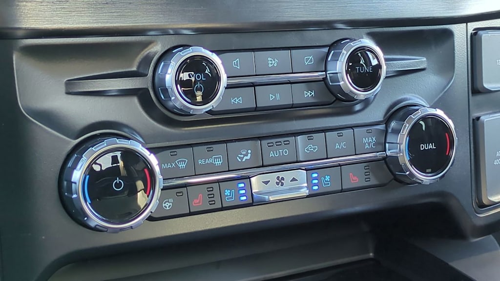 Thumbnail: 2024 Ford F-250 - 34