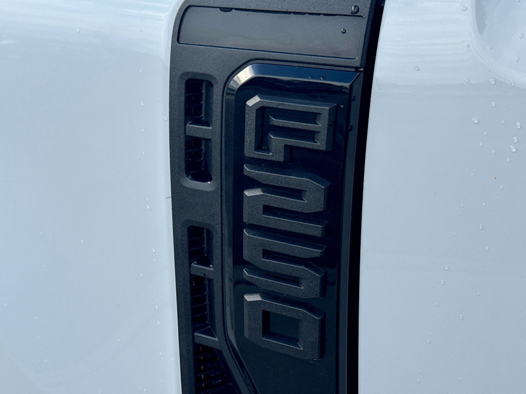 Thumbnail: 2023 Ford F-250 - 14