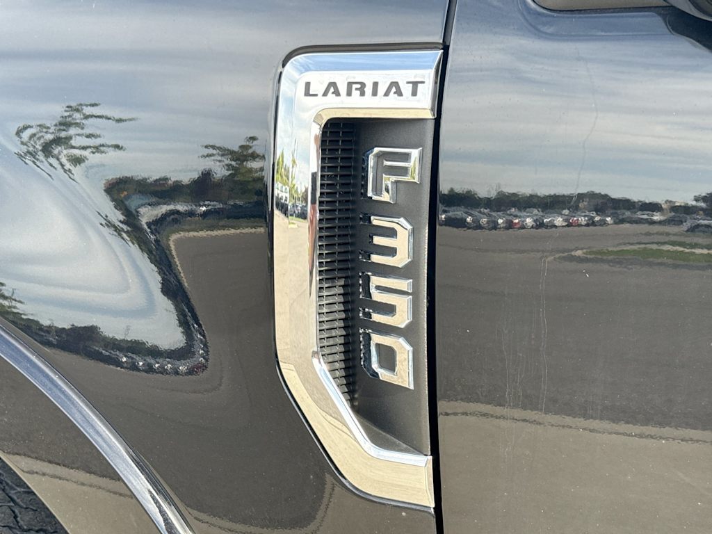 Thumbnail: 2022 Ford F-350 - 23