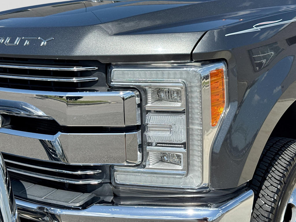 Thumbnail: 2017 Ford F-350 - 22