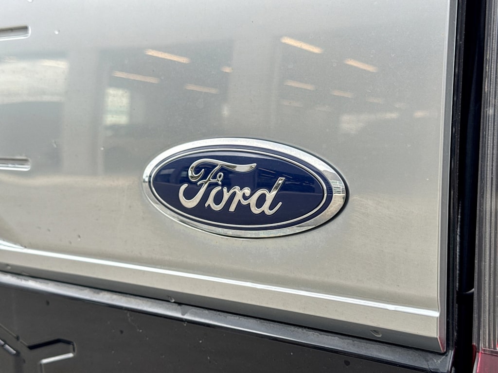 Thumbnail: 2019 Ford F-450 - 7