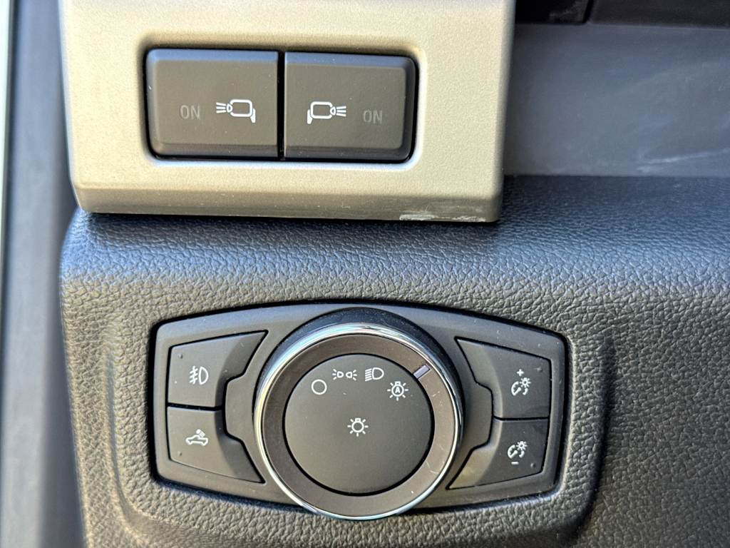 Thumbnail: 2019 Ford F-150 - 30