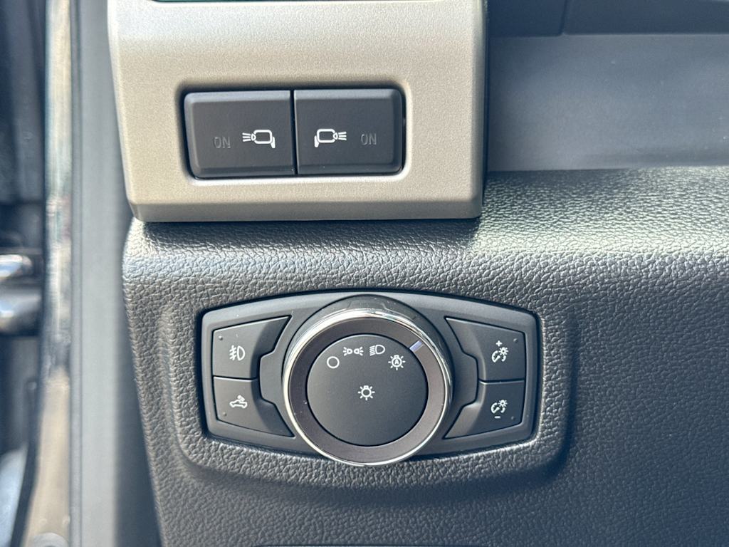 Thumbnail: 2019 Ford F-150 - 30