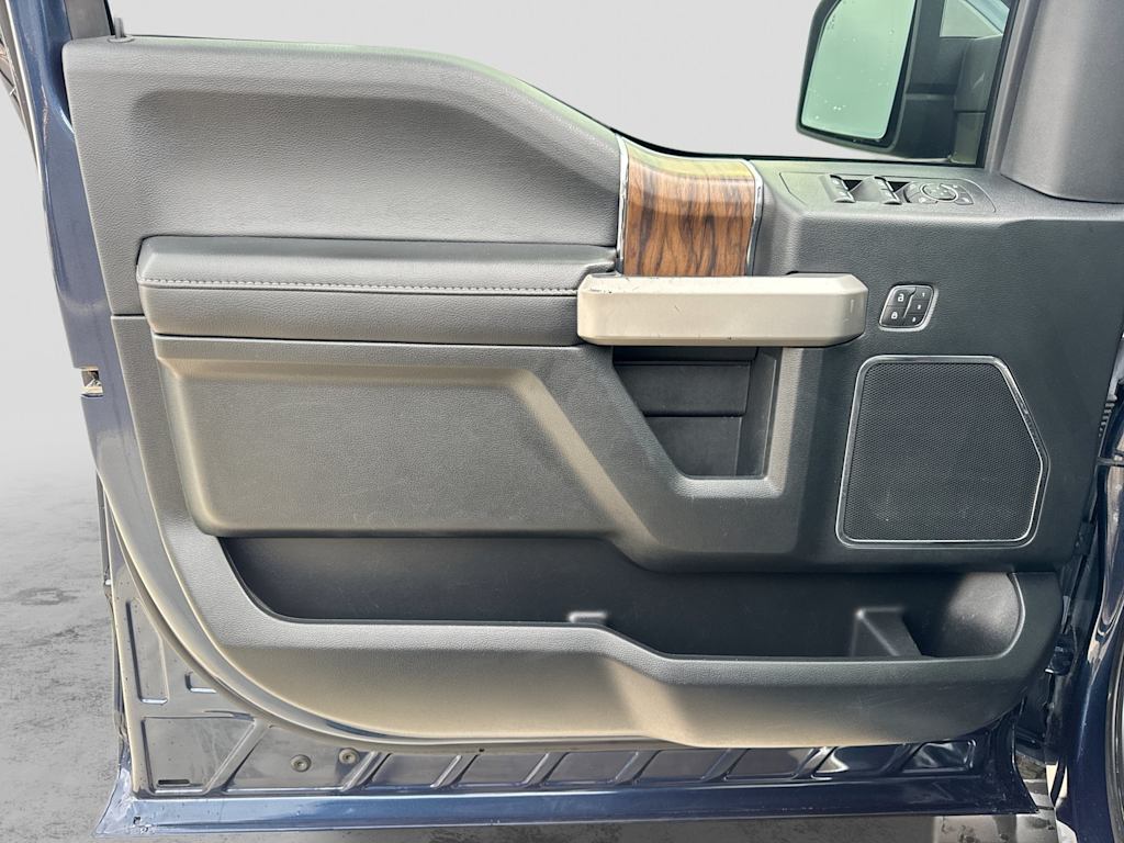 Thumbnail: 2020 Ford F-150 - 33