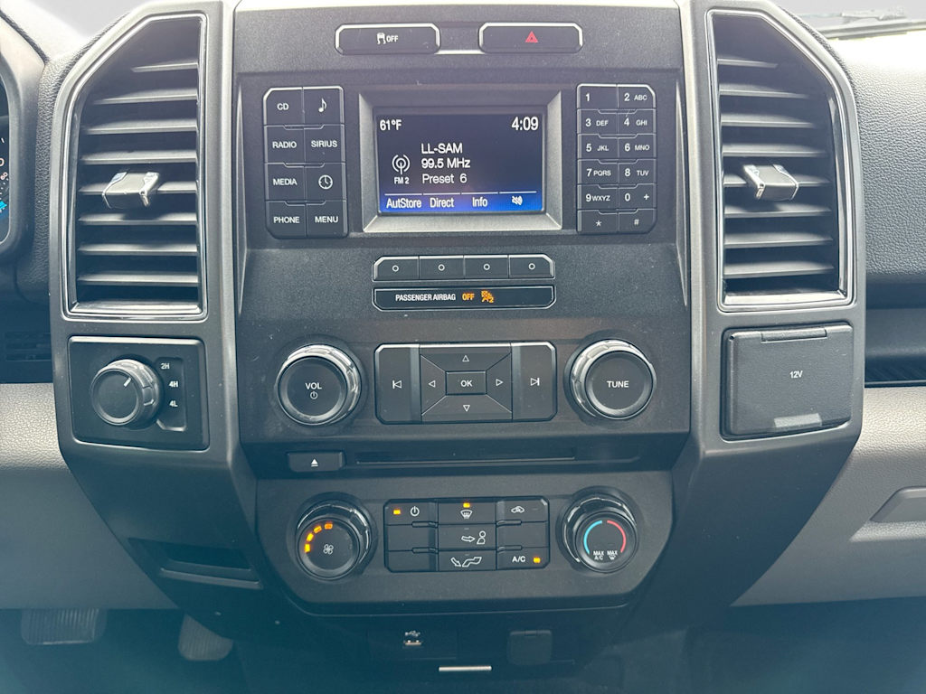 Thumbnail: 2017 Ford F-150 - 13
