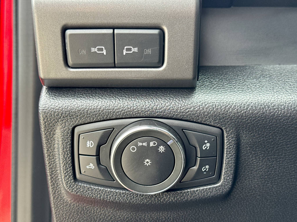 Thumbnail: 2016 Ford F-150 - 23
