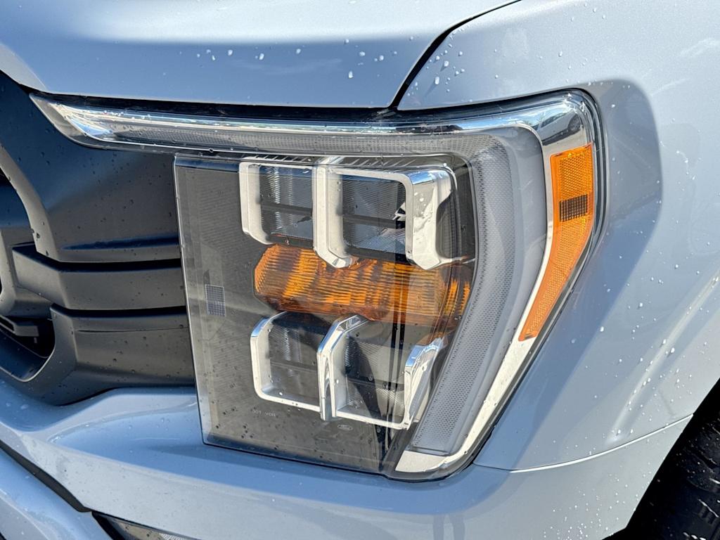 Thumbnail: 2021 Ford F-150 - 21
