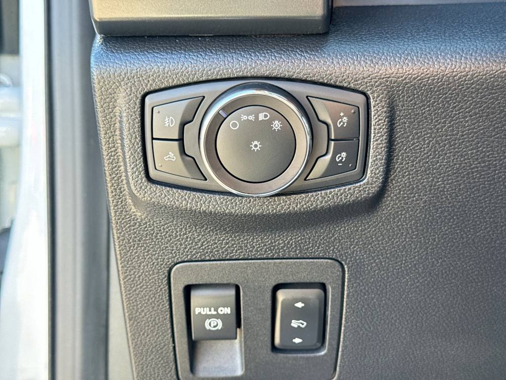 Thumbnail: 2019 Ford F-150 - 28