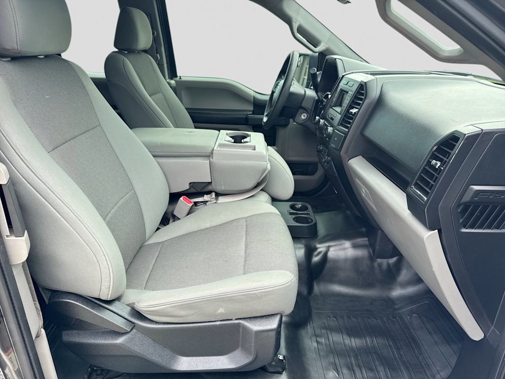 Thumbnail: 2016 Ford F-150 - 11