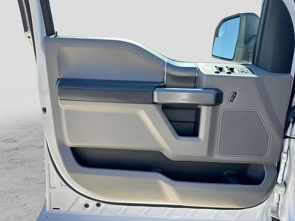 Thumbnail: 2020 Ford F-150 - 32