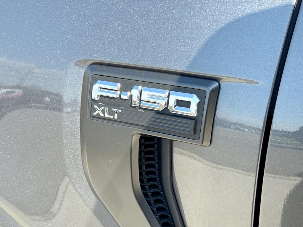 Thumbnail: 2022 Ford F-150 - 17