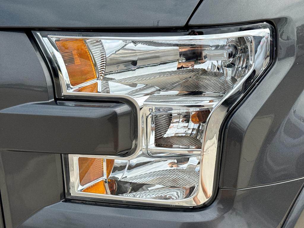 Thumbnail: 2016 Ford F-150 - 22