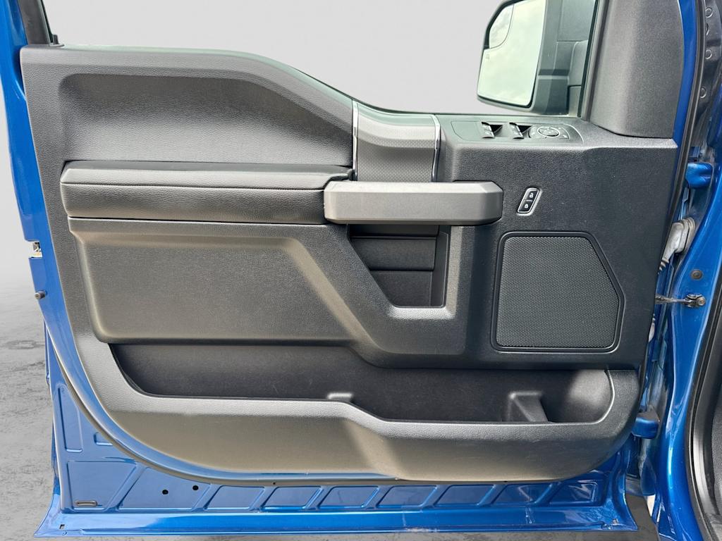 Thumbnail: 2017 Ford F-150 - 31