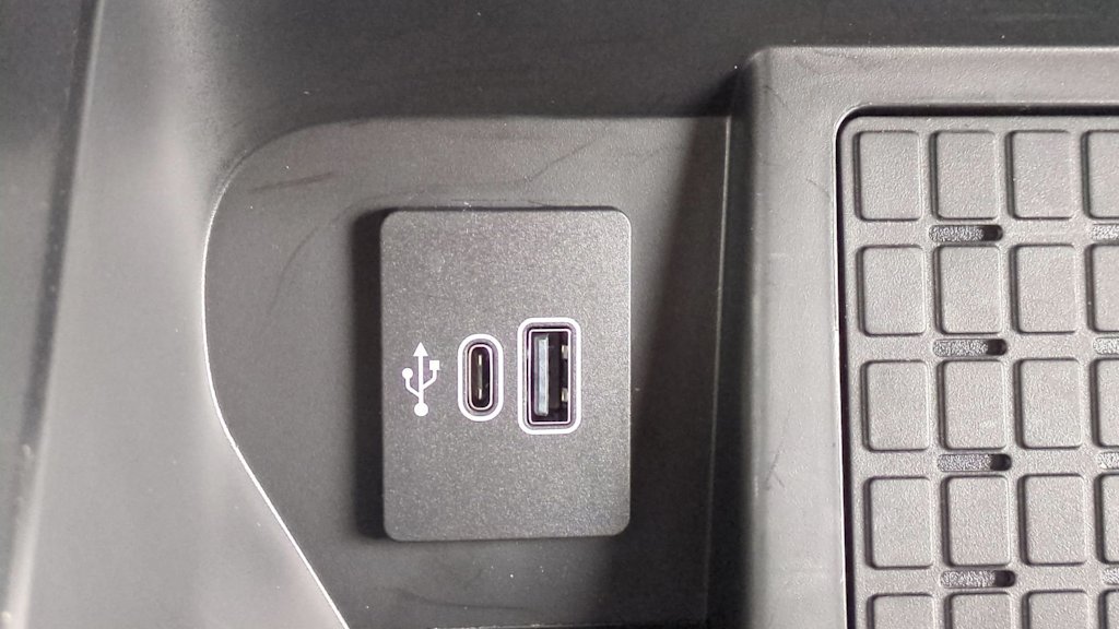 Thumbnail: 2025 Ford F-150 - 34