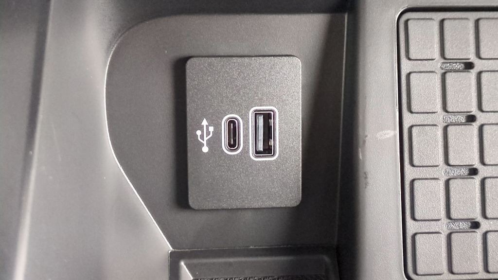 Thumbnail: 2025 Ford F-150 - 35