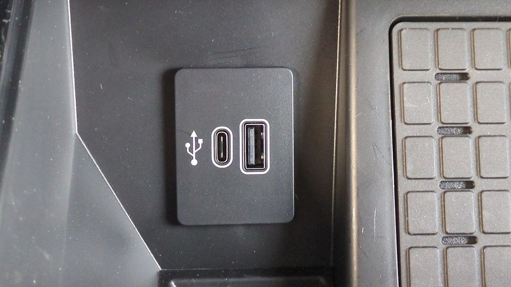 Thumbnail: 2025 Ford F-150 - 35