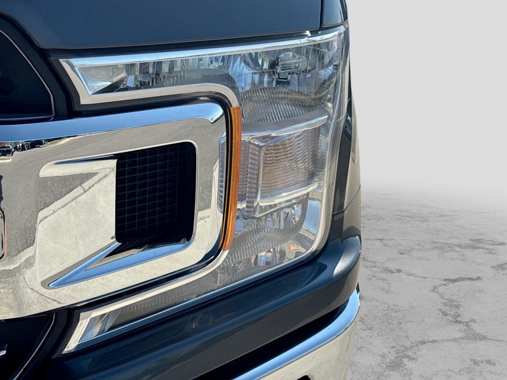 Thumbnail: 2018 Ford F-150 - 21
