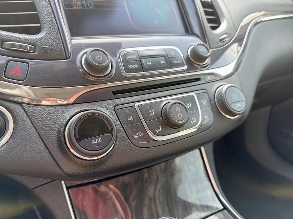 Thumbnail: 2015 Chevrolet Impala - 31