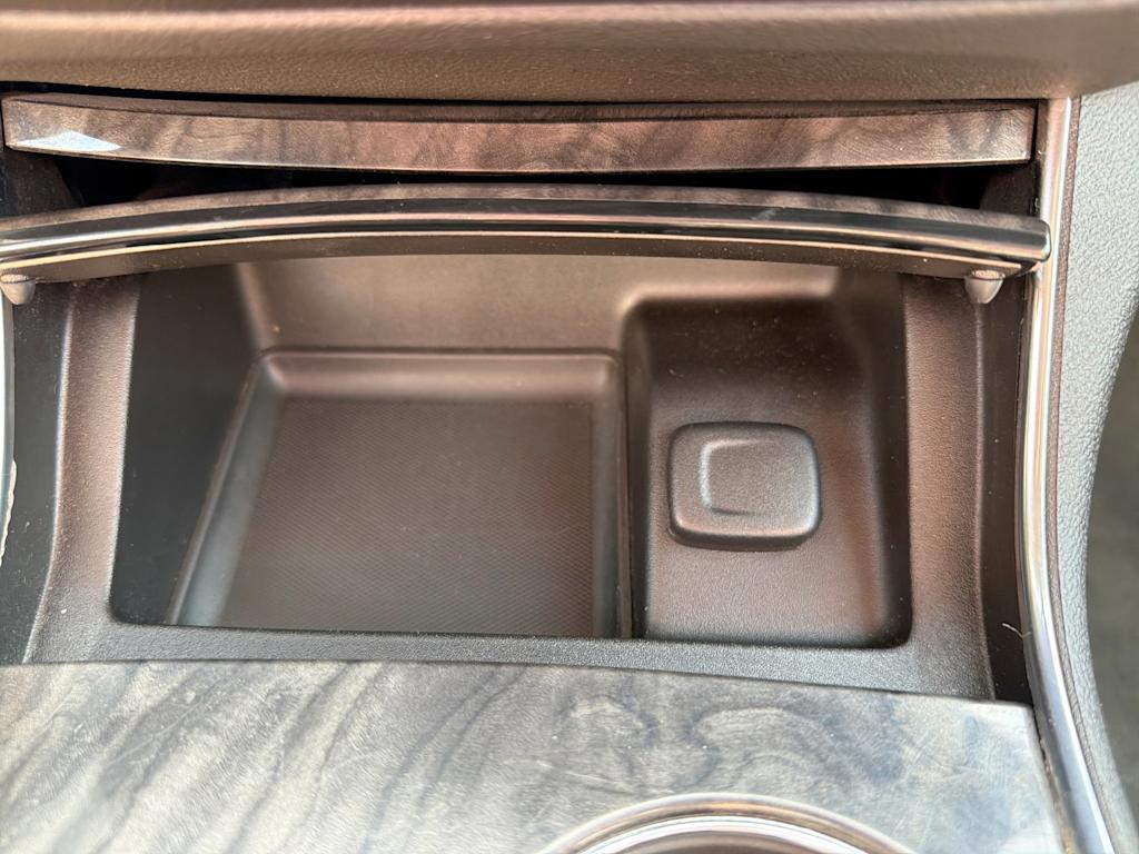 Thumbnail: 2015 Chevrolet Impala - 16