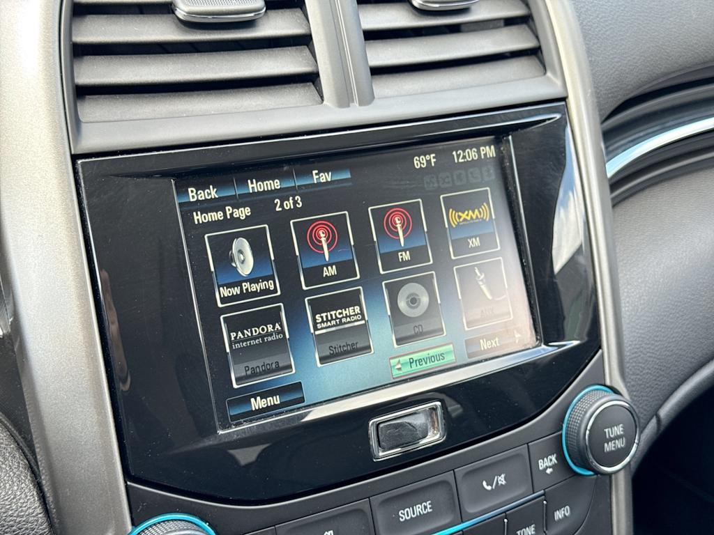 Thumbnail: 2015 Chevrolet Malibu - 30