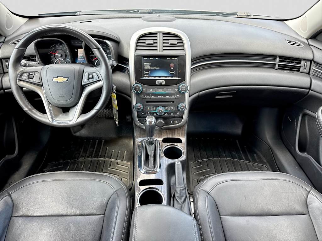 Thumbnail: 2015 Chevrolet Malibu - 9