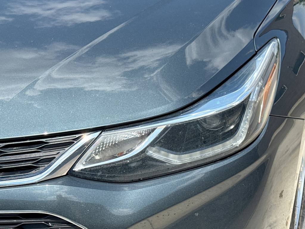 Thumbnail: 2018 Chevrolet Cruze - 23