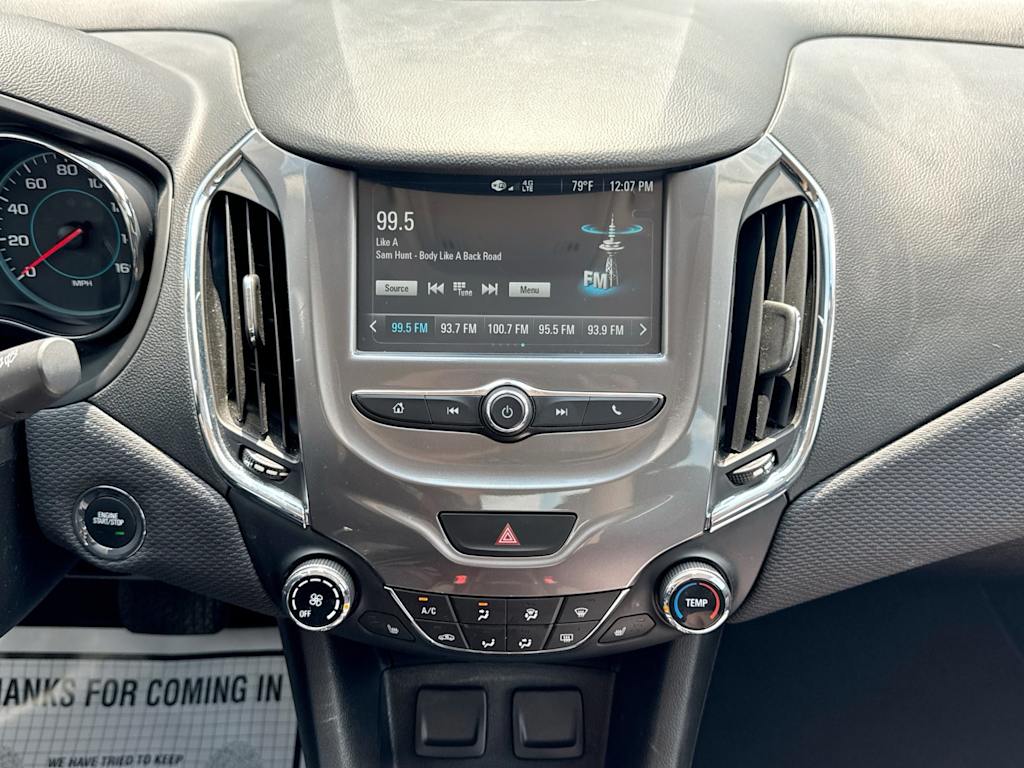 Thumbnail: 2018 Chevrolet Cruze - 14