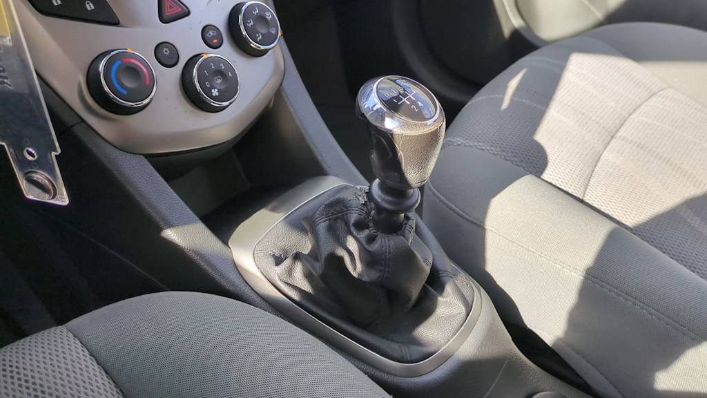 Thumbnail: 2016 Chevrolet Sonic - 30