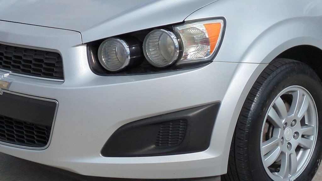 Thumbnail: 2016 Chevrolet Sonic - 21