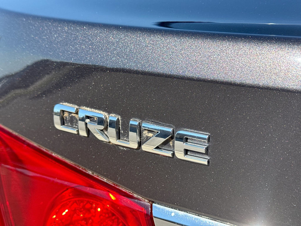 Thumbnail: 2014 Chevrolet Cruze - 23