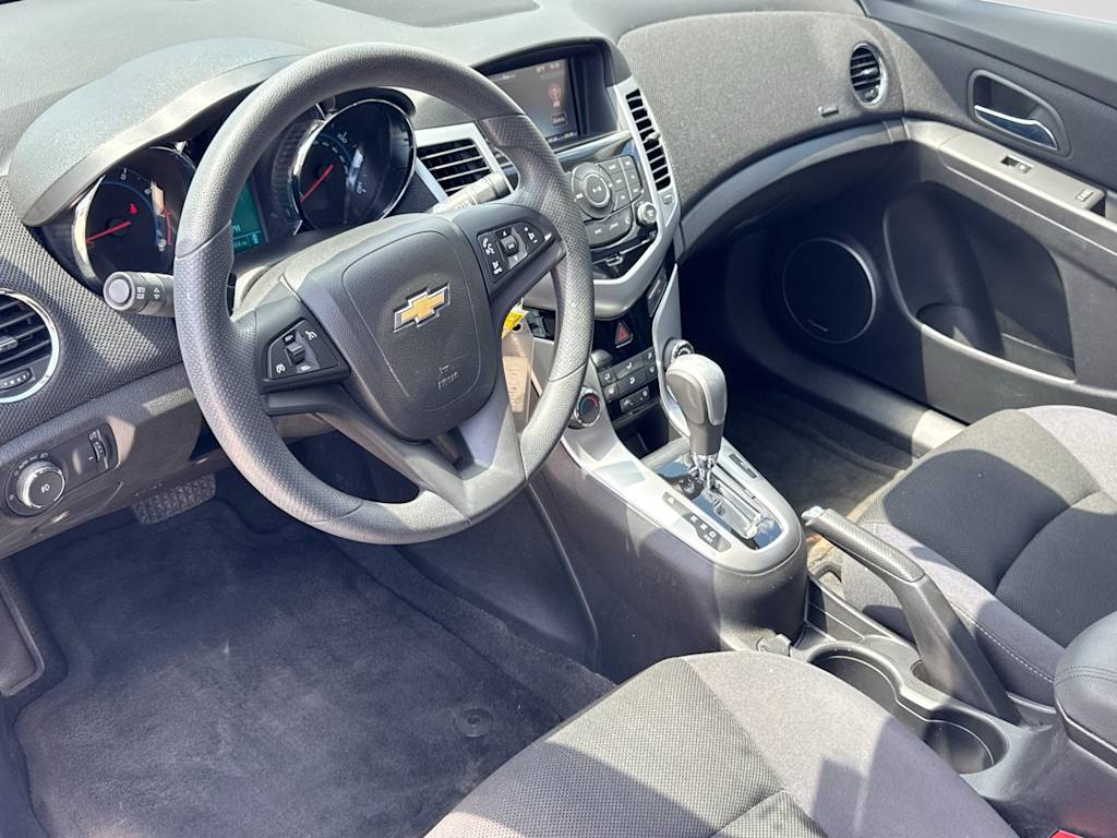 Thumbnail: 2015 Chevrolet Cruze - 2
