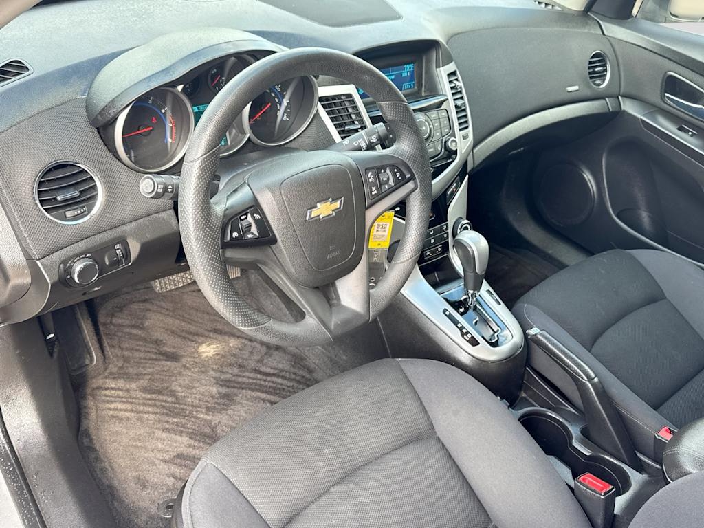 Thumbnail: 2016 Chevrolet Cruze - 2