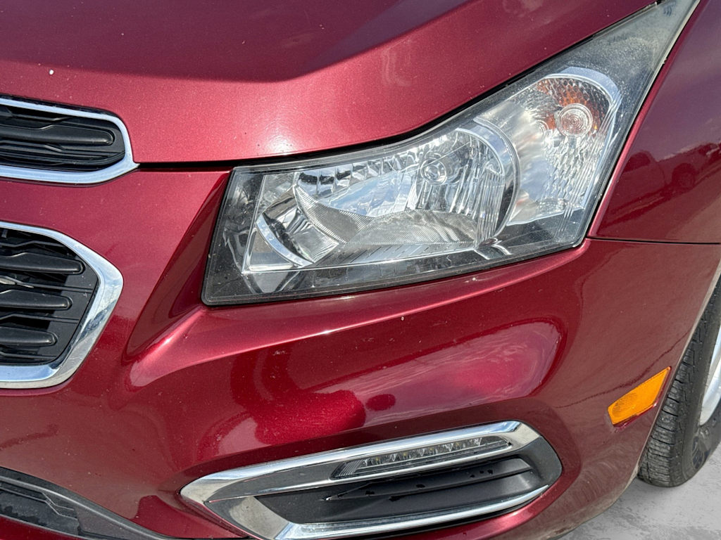 Thumbnail: 2015 Chevrolet Cruze - 21