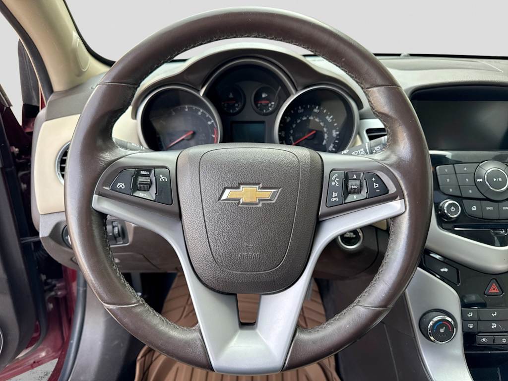 Thumbnail: 2015 Chevrolet Cruze - 13