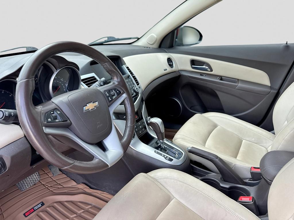 Thumbnail: 2015 Chevrolet Cruze - 2