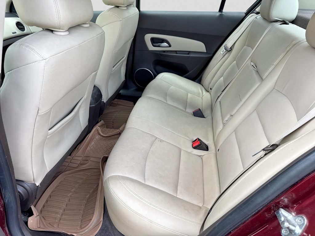 Thumbnail: 2015 Chevrolet Cruze - 25