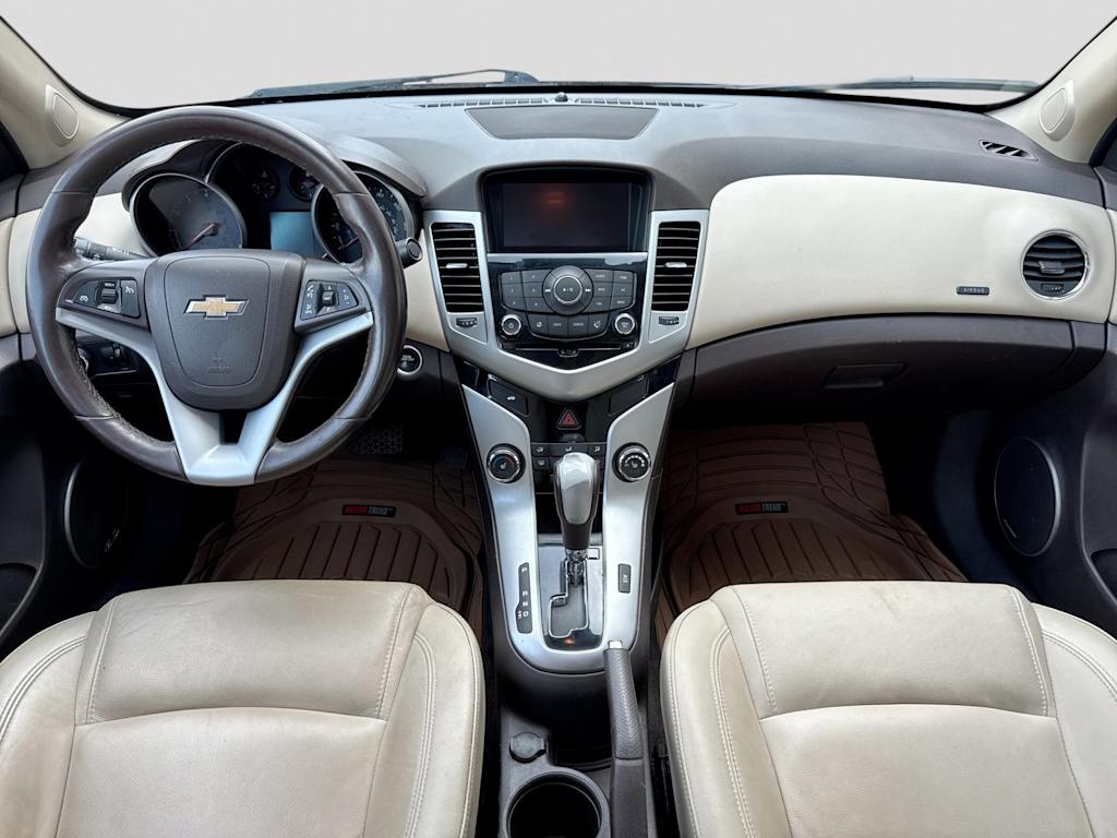 Thumbnail: 2015 Chevrolet Cruze - 9