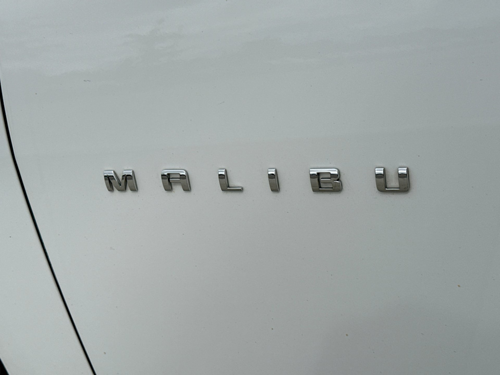 Thumbnail: 2019 Chevrolet Malibu - 24