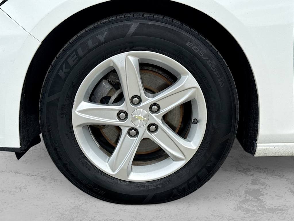 Thumbnail: 2019 Chevrolet Malibu - 8